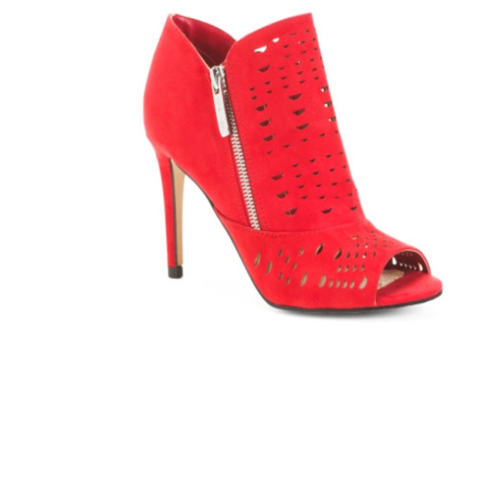 Nine West Open Toe Perforated Bootie Shoe. Red. Size 7.5. Classy